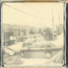 Load image into Gallery viewer, Car